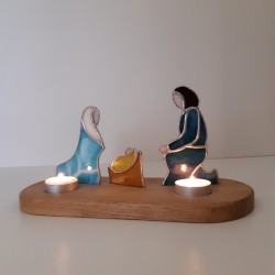 La Nativité en toute simplicité: photophore en vitrail Tiffany