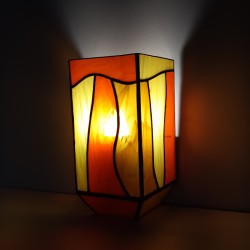 Lampe applique murale en vitrail: "FLAMBOYANTE"