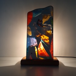 Marbrée: lampe en vitrail à verres flottants