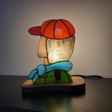 Lampe en vitrail Tiffany: "LE GONE AU FOULARD"