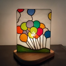 Lampe en vitrail Tiffany: "LÂCHER DE BALLONS"