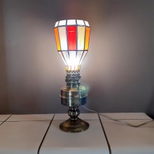 Lampe en vitrail Tiffany: "PETROLEUM"