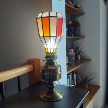 Lampe en vitrail Tiffany: "PETROLEUM"