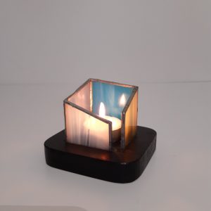 Entrouvert : photophore en vitrail Tiffany - 4 faces