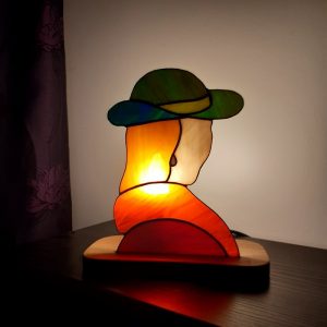 Lampe en vitrail Tiffany : L'élégante