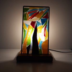 Lampe en vitrail à verres flottants : Fissure