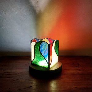 Lampe vitrail Tiffany autonome : Douce ambiance